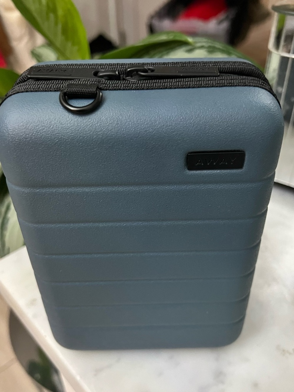 Away “The Mini” Compact Hard-Shell Toiletry Travel Case Navy Blue New